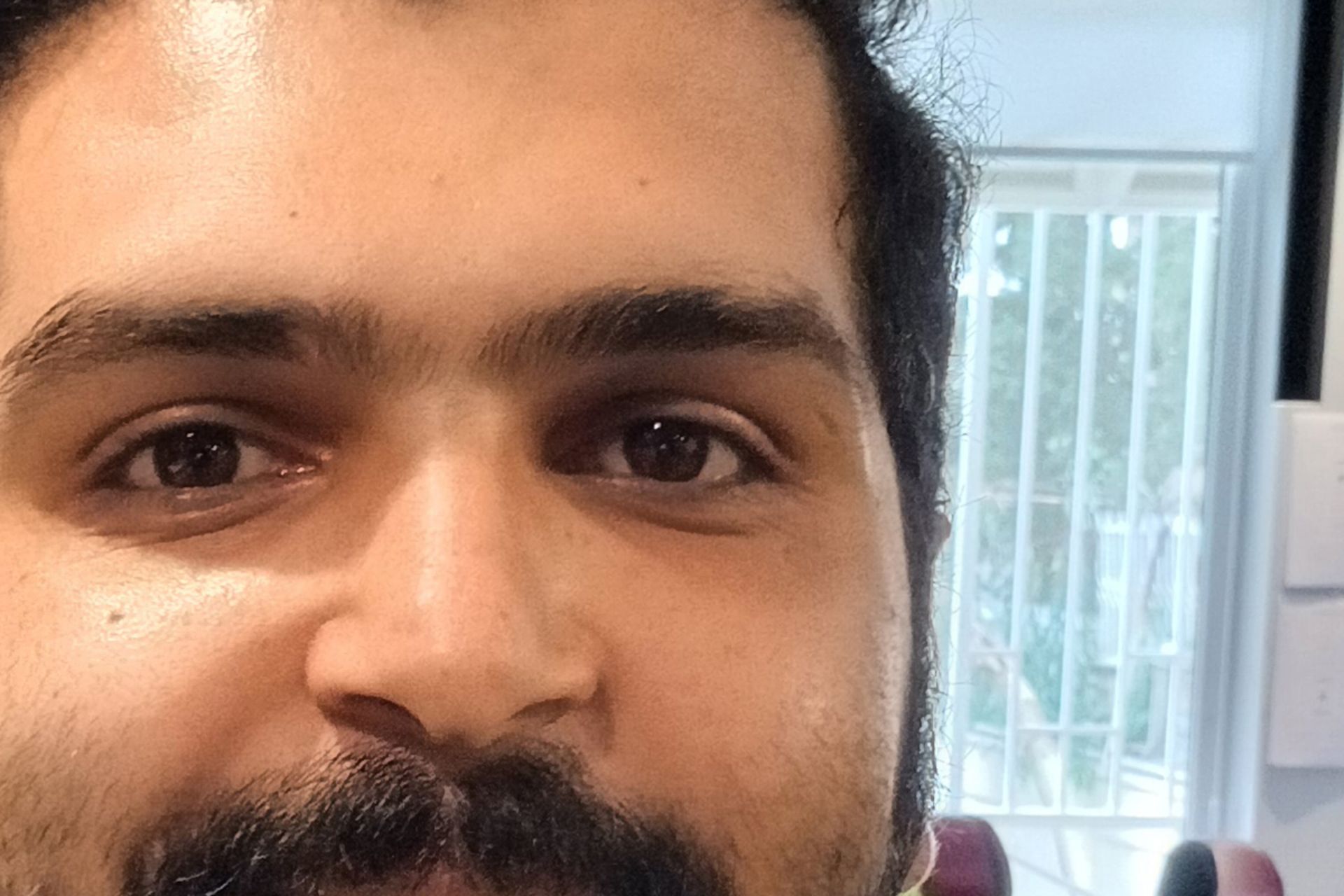 برش دوربین سلفی گلکسی A24