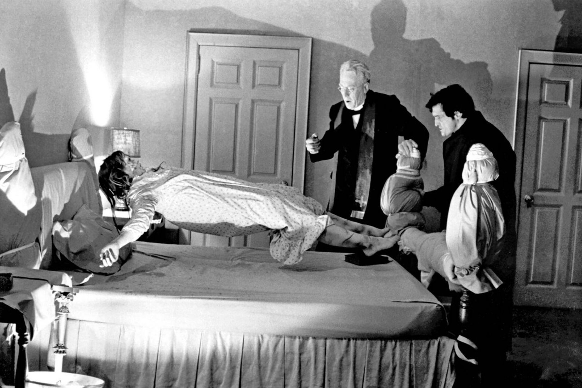 صحنه‌ای از فیلم جن‌گیر