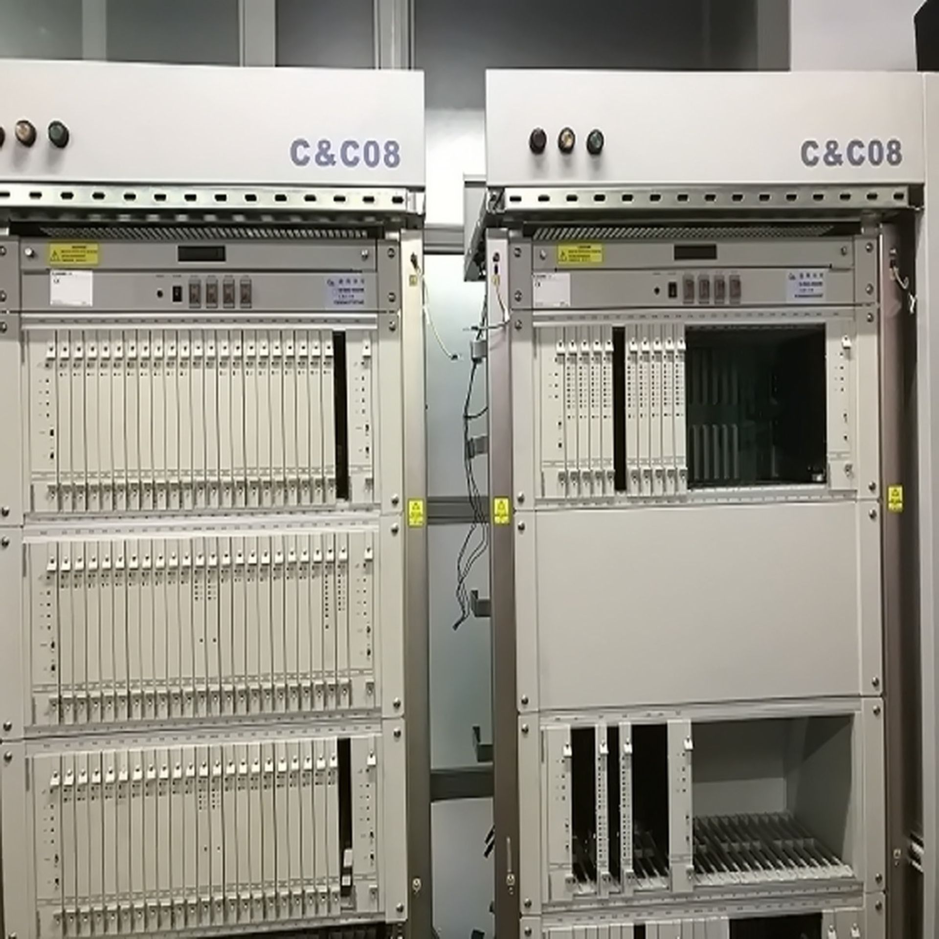 سیستم سوئیچینگ دیجیتال C&C08 هواوی سال ۱۹۹۳