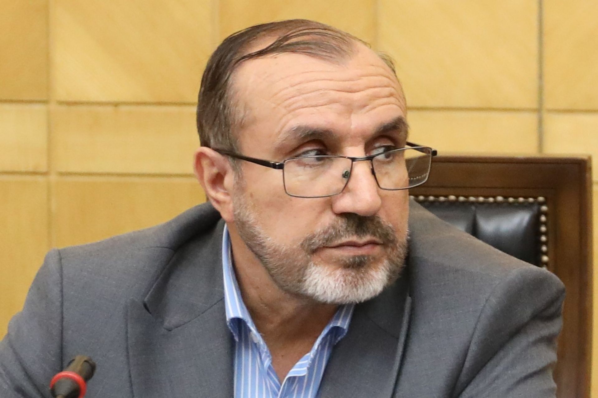 علی حدادی، عضو هیئت‌رئیسه کمیسیون صنایع و معادن مجلس