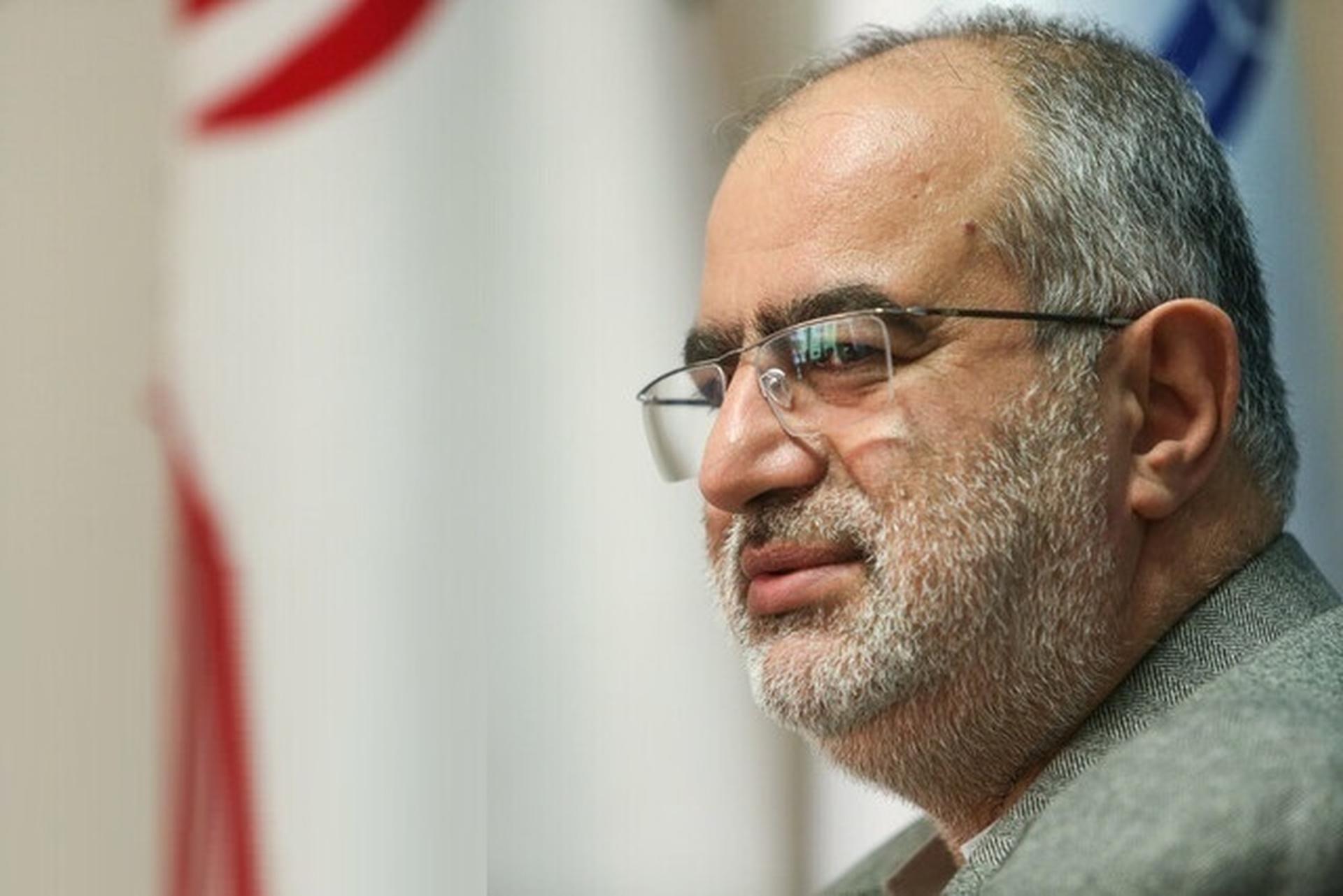 حسام‌الدین آشنا: دولت در جذب نیرو، میدان را به استارتاپ‌ها باخته است