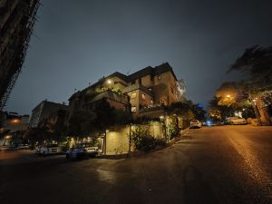 عکس ثبت شده با دوربین اولتراواید شیائومی ۱۳ اولترا - شب