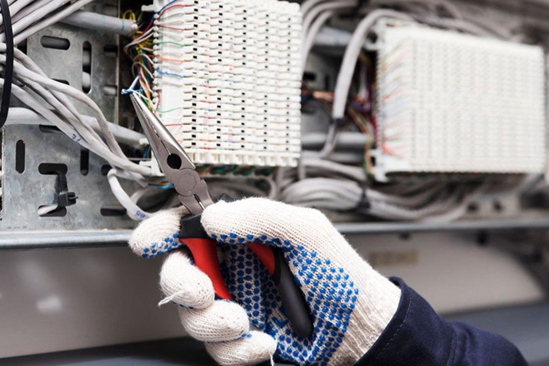 قطع کابل مخابرات