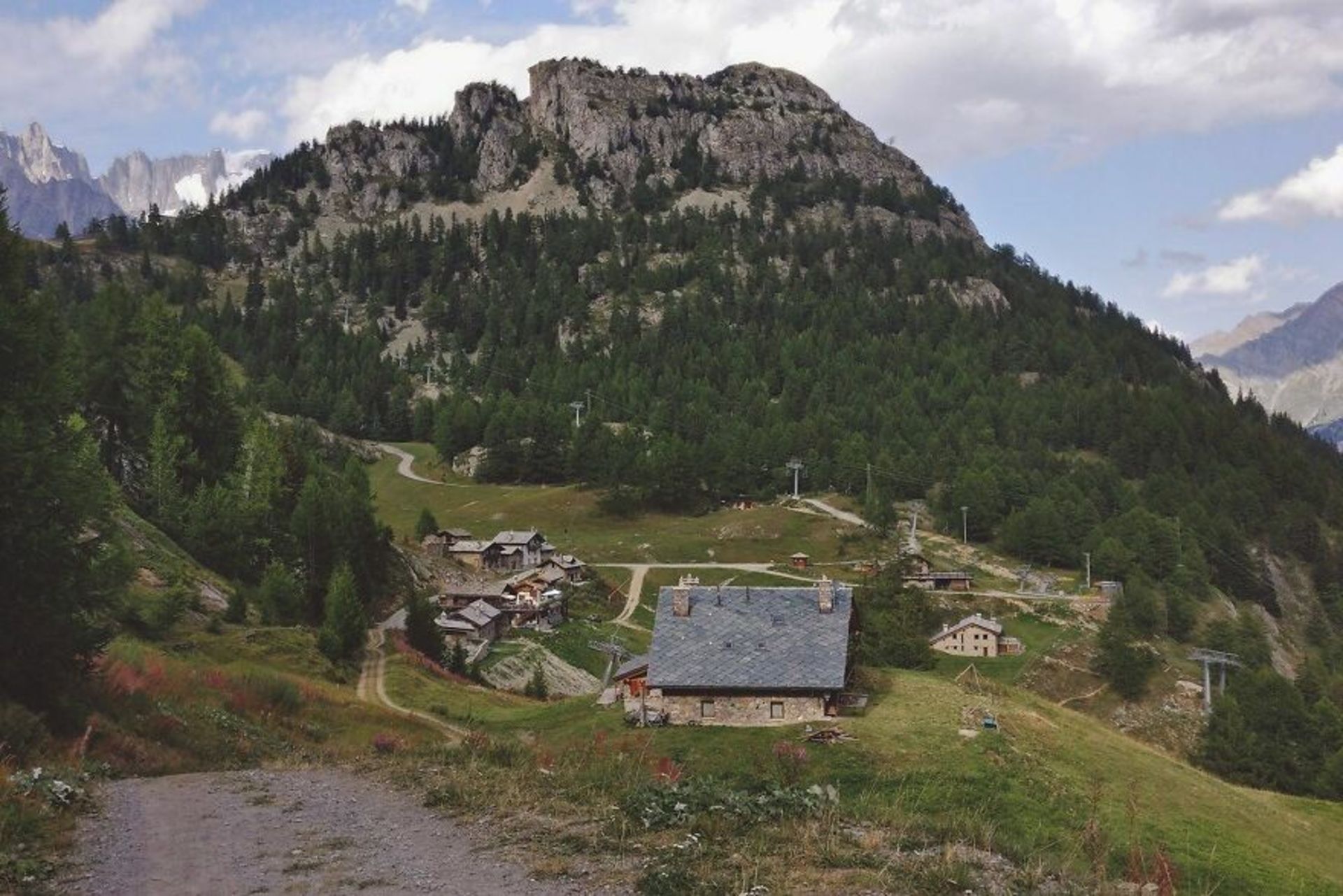 خانه‌های کوهپایه آلپ