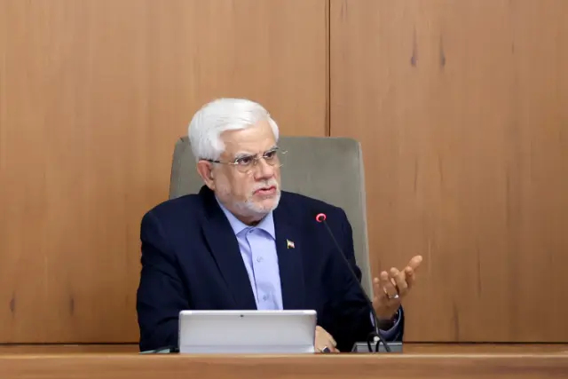 معاون اول رئیس‌جمهور: آموزش هوش مصنوعی و امنیت سایبری در مدارس، ضرورت حیاتی است