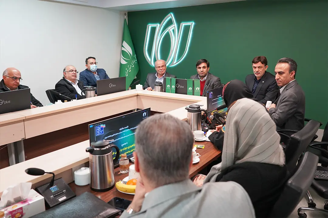 محمدمحسن صدر، رئیس سازمان فناوری اطلاعات ایران و علی حکیم جوادی،‌ رئیس نصر در سازمان نظام صنفی رایانه‌ای تهران