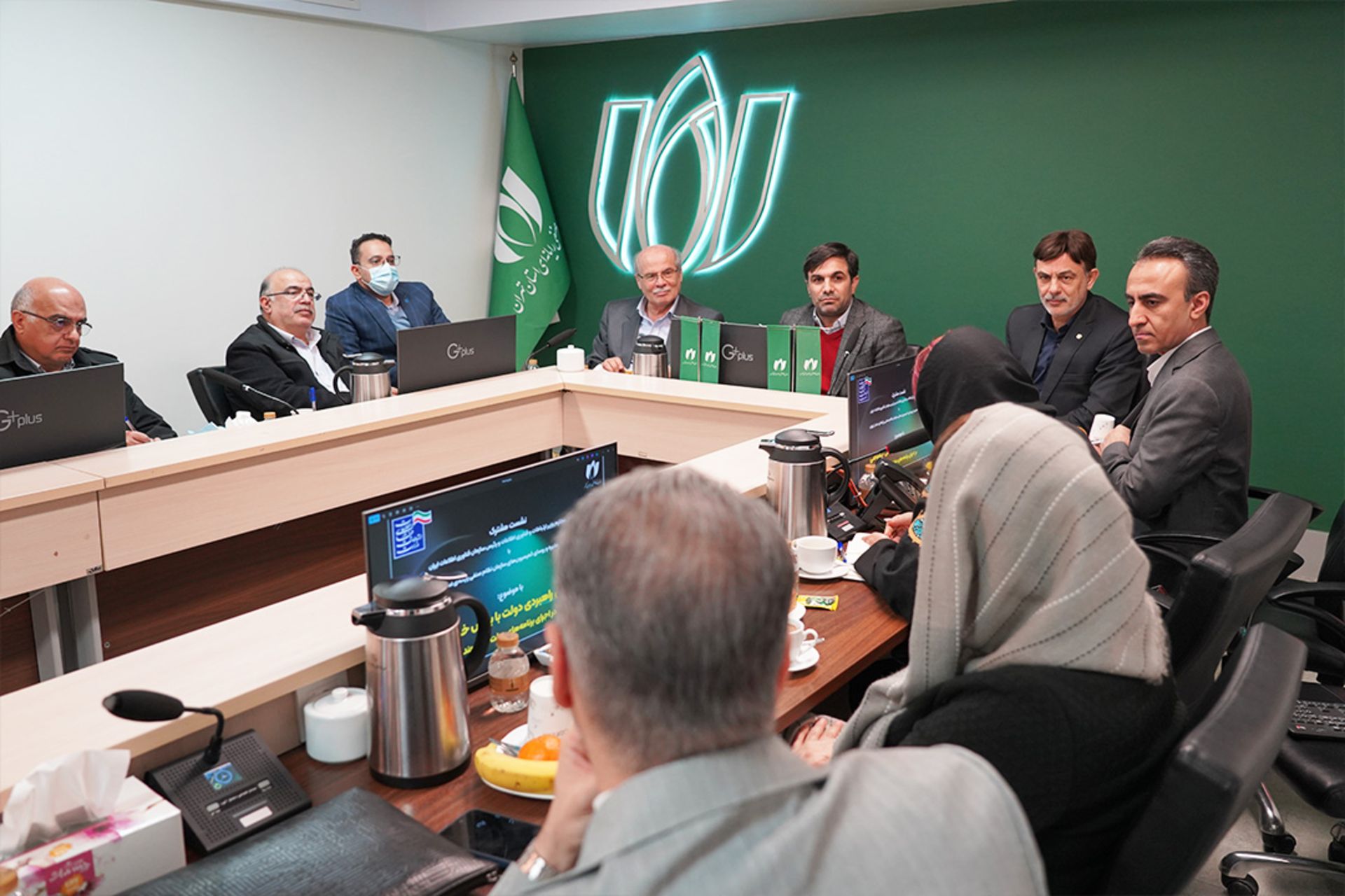 محمدمحسن صدر، رئیس سازمان فناوری اطلاعات ایران و علی حکیم جوادی،‌ رئیس نصر در سازمان نظام صنفی رایانه‌ای تهران