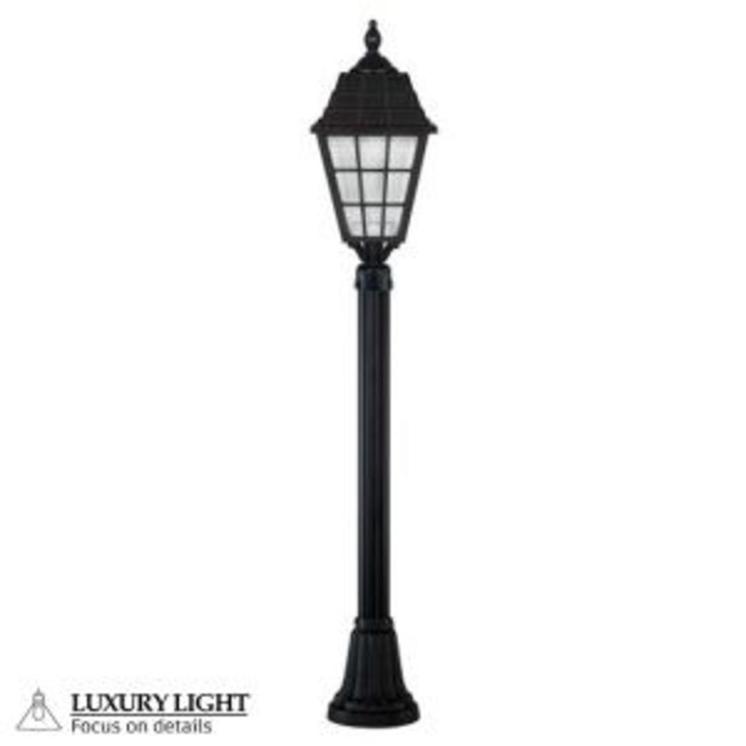 چراغ پارکی و باغی لاکچری لایت