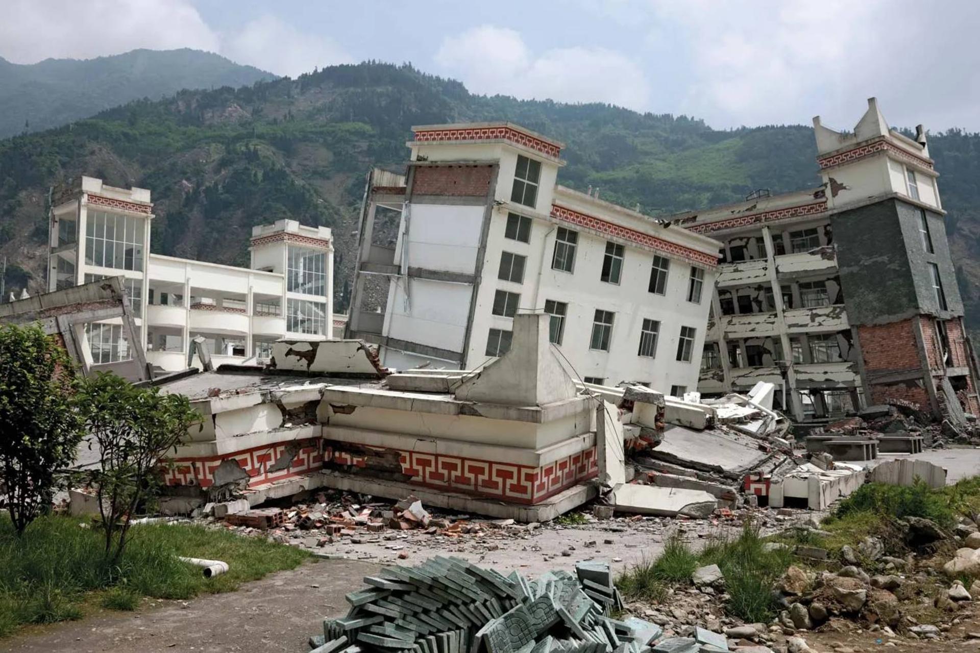 ویرانی ناشی از زمین‌لرزه سی‌چوان