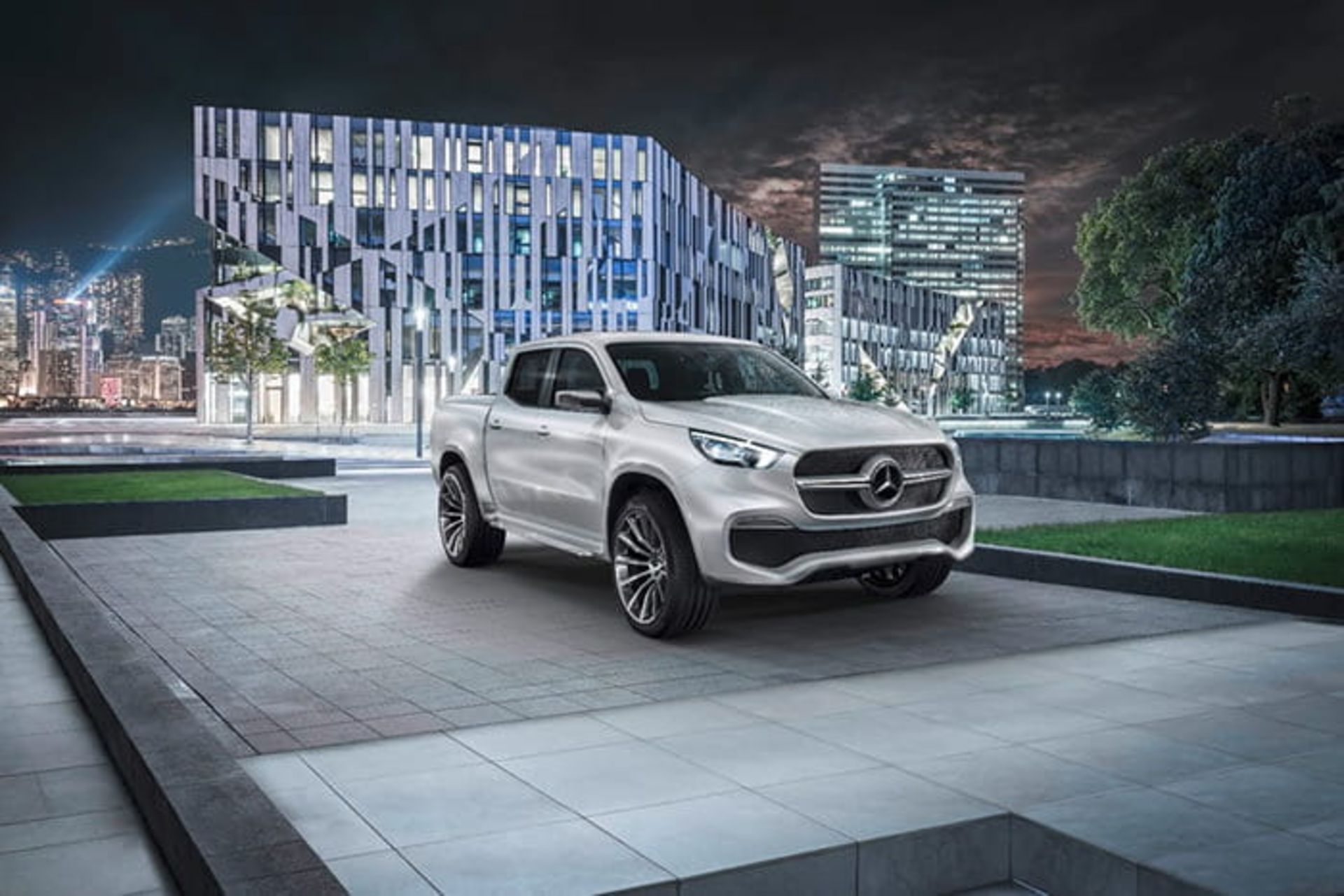 مرسدس بنز ایکس کلاس /mercedes benz X-class