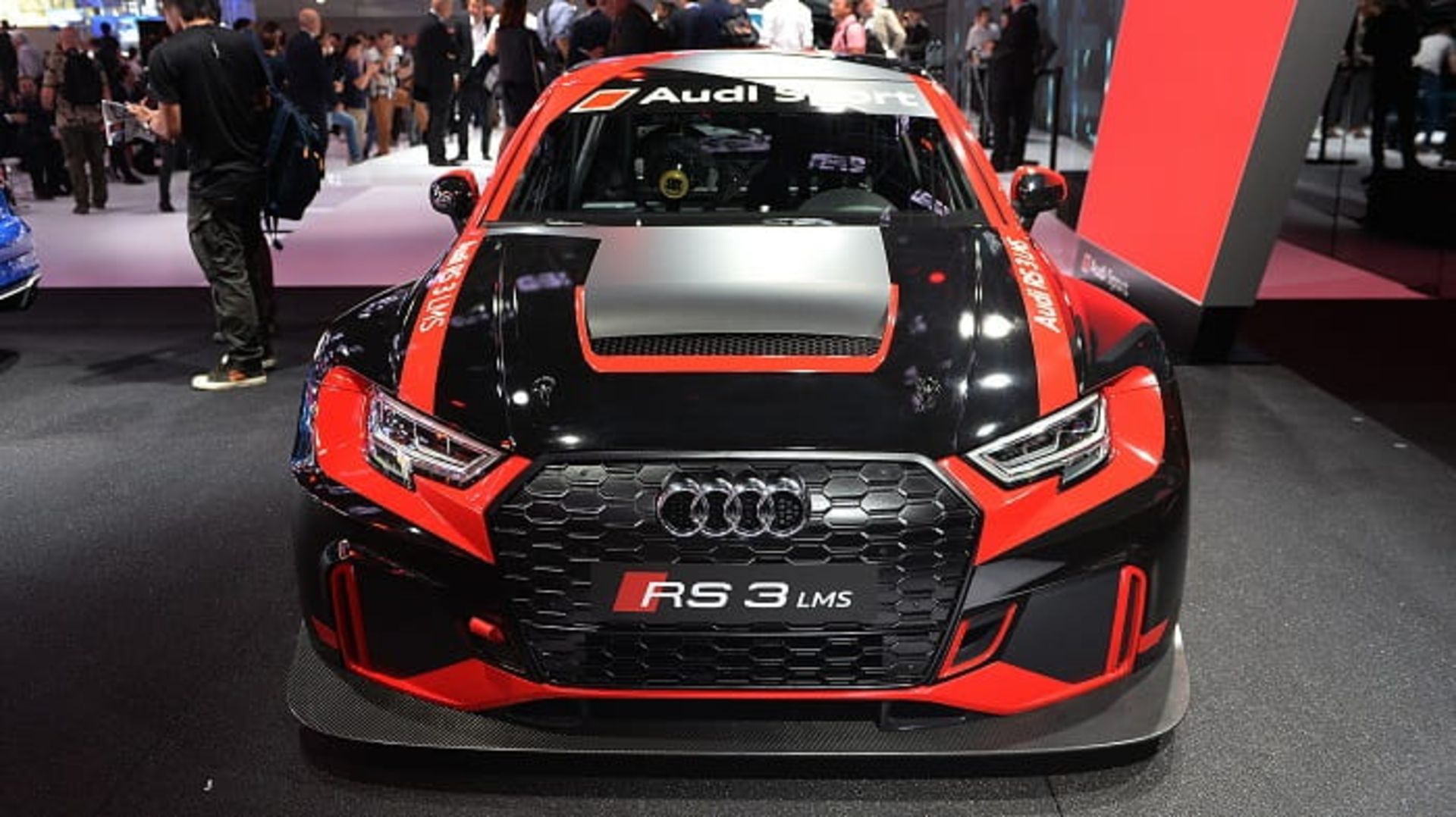 آئودی RS3 LMS