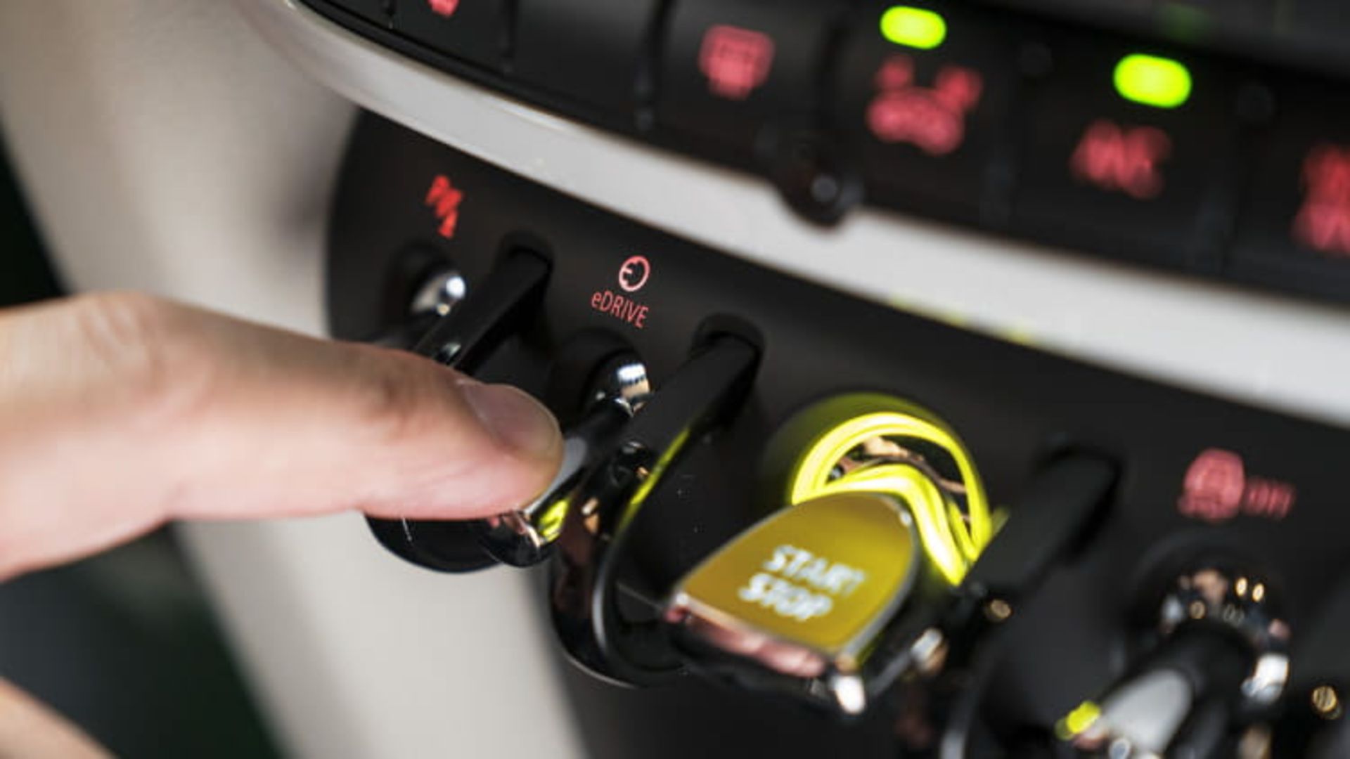 مینی کانتری من 2017/mini Country man