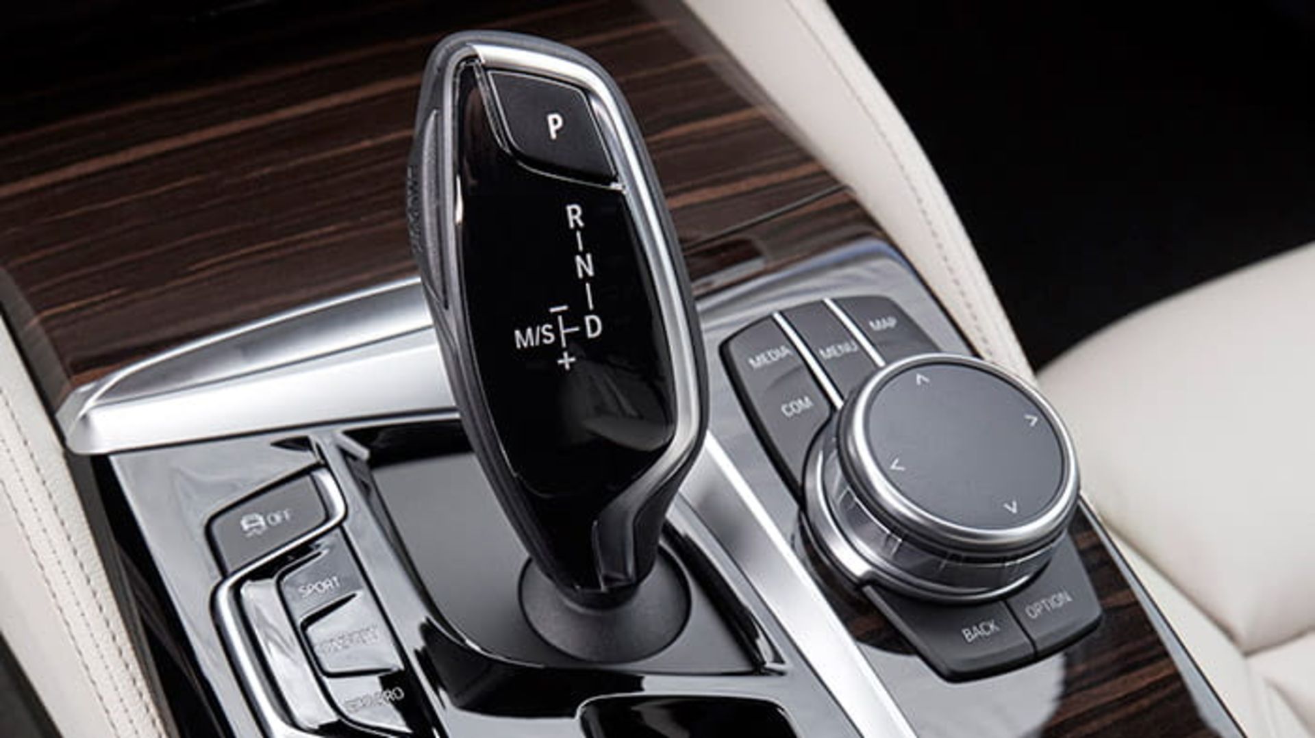 بی‌ام‌و سری ۵ ۲۰۱۷