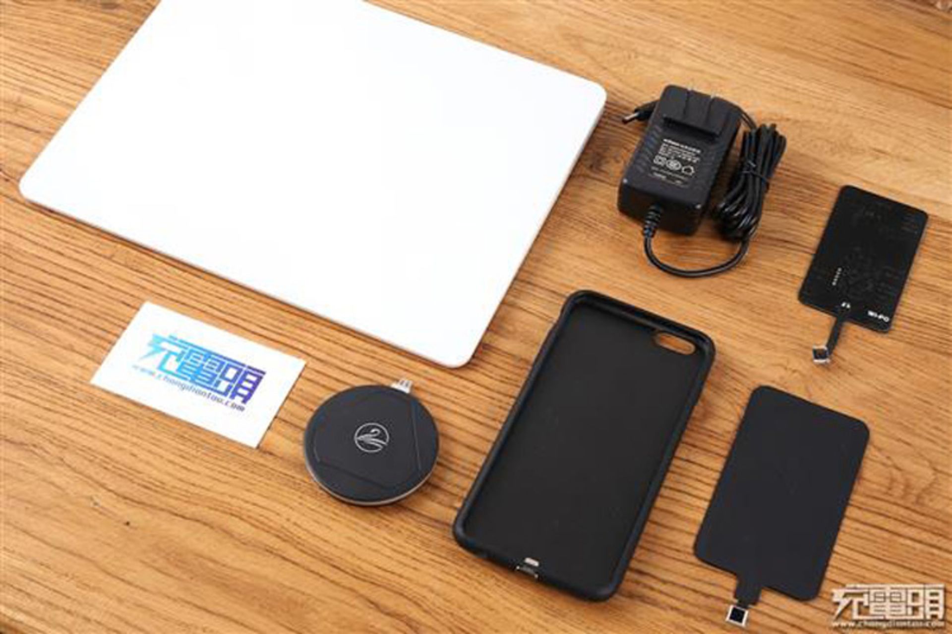 شارژر بی سیم میت 9