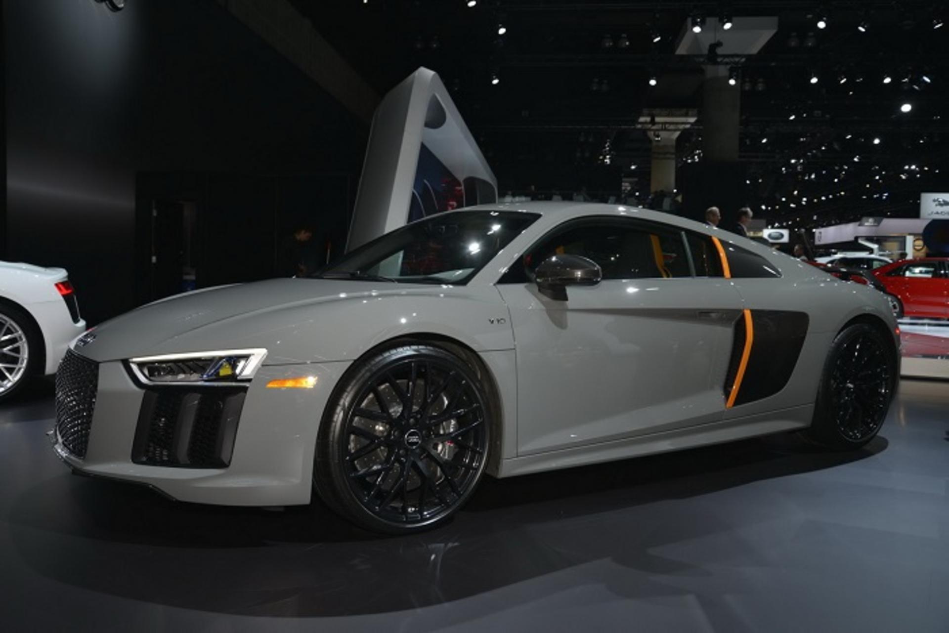 آئودی R8 V10 Plus Exclusive