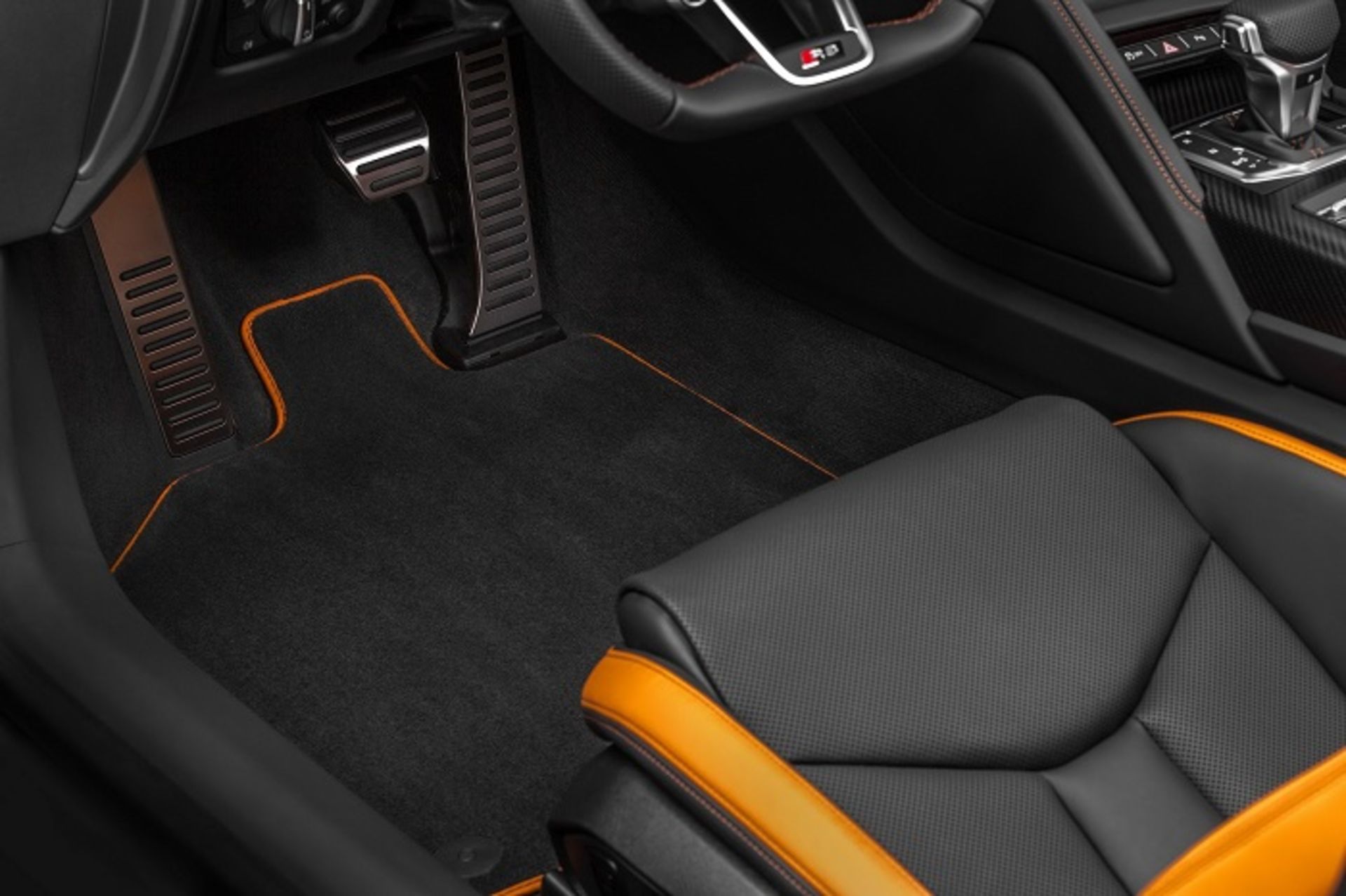 آئودی R8 V10 Plus Exclusive