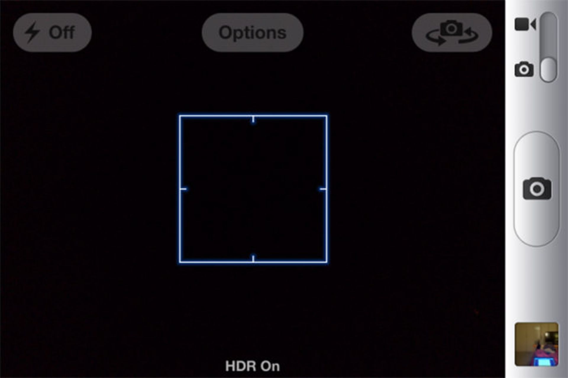 رابط کاربری اپلیکیشن دوربین آیفون 4S
