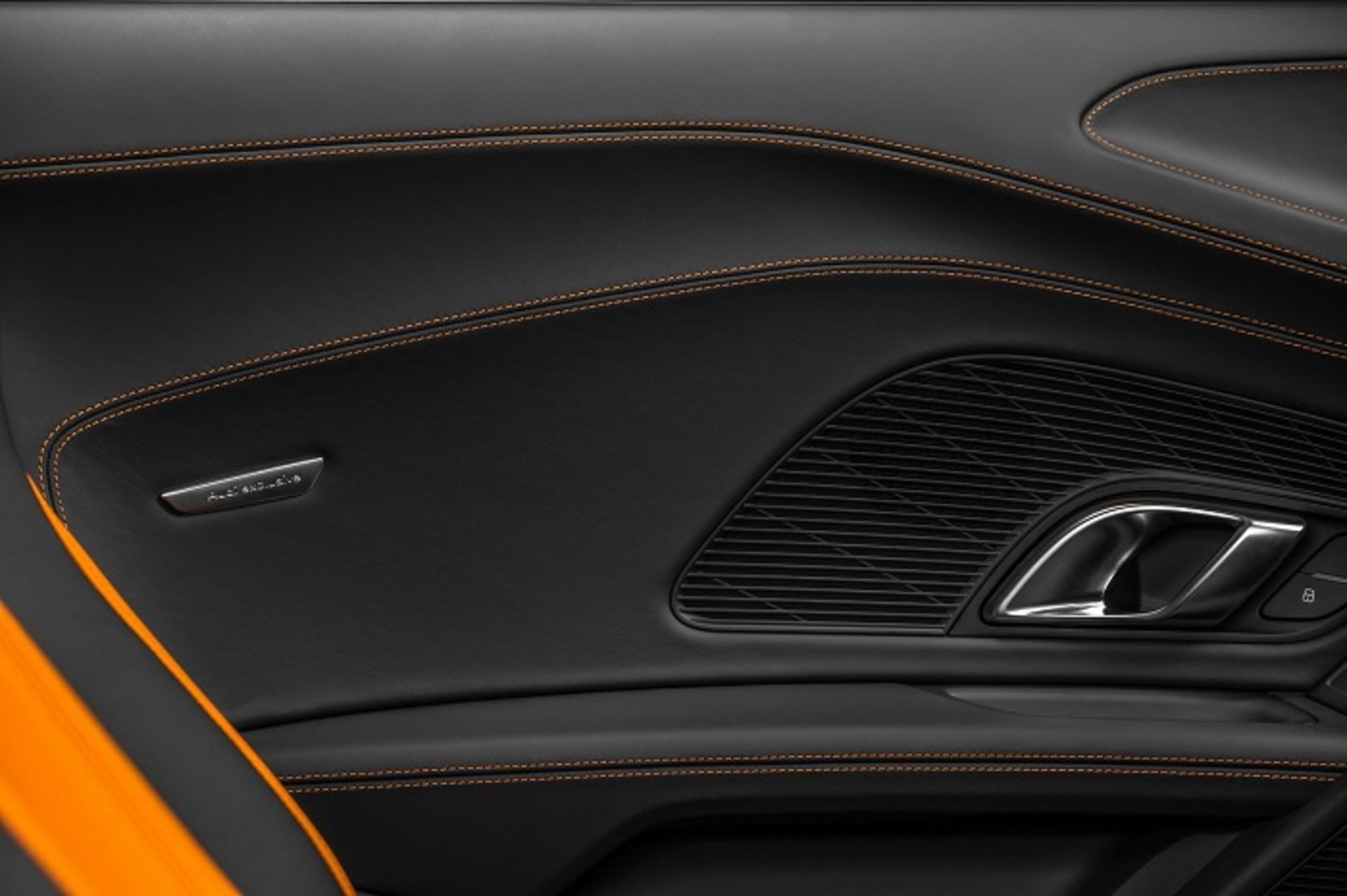 آئودی R8 V10 Plus Exclusive