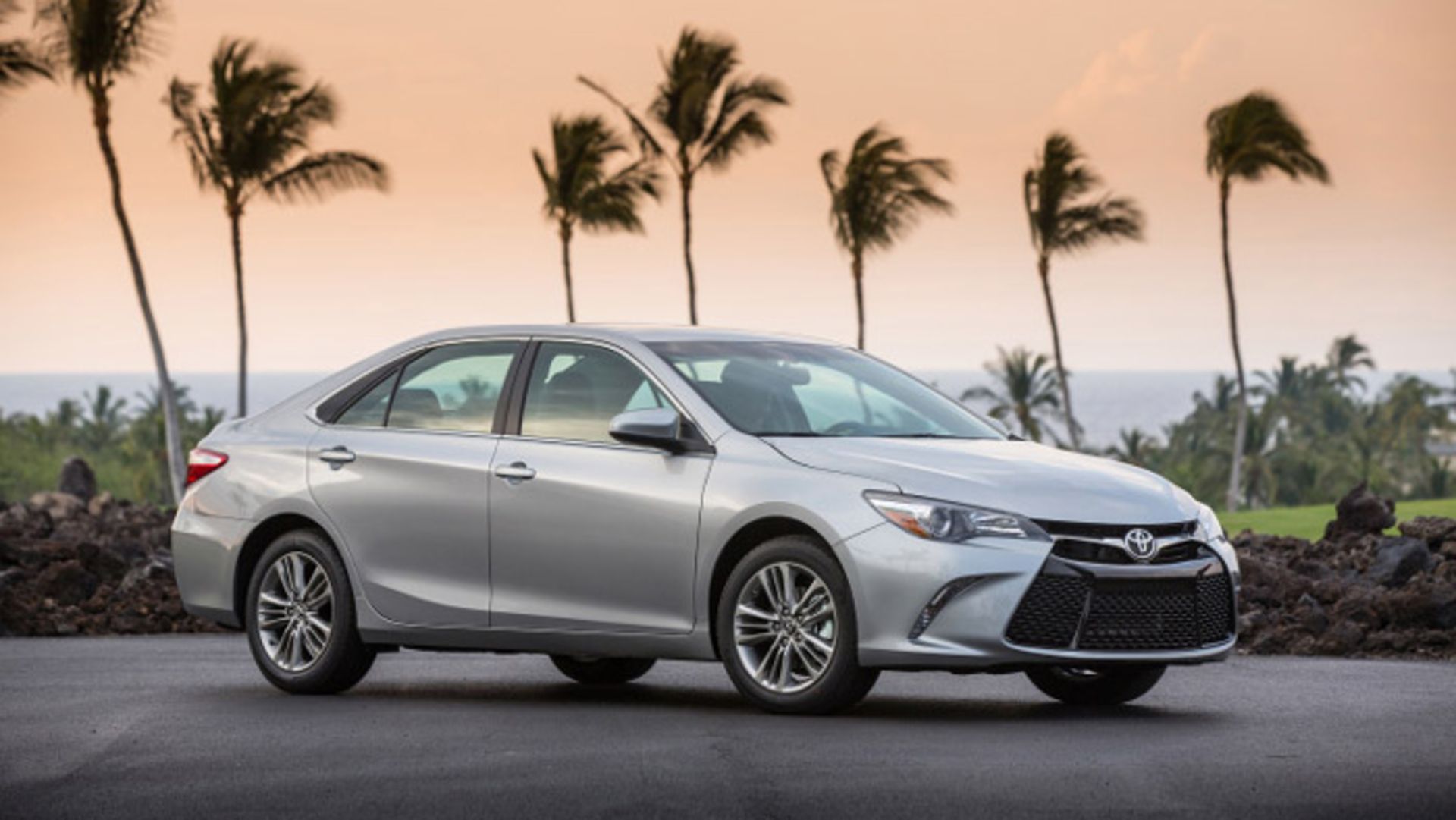 تویوتا کمری