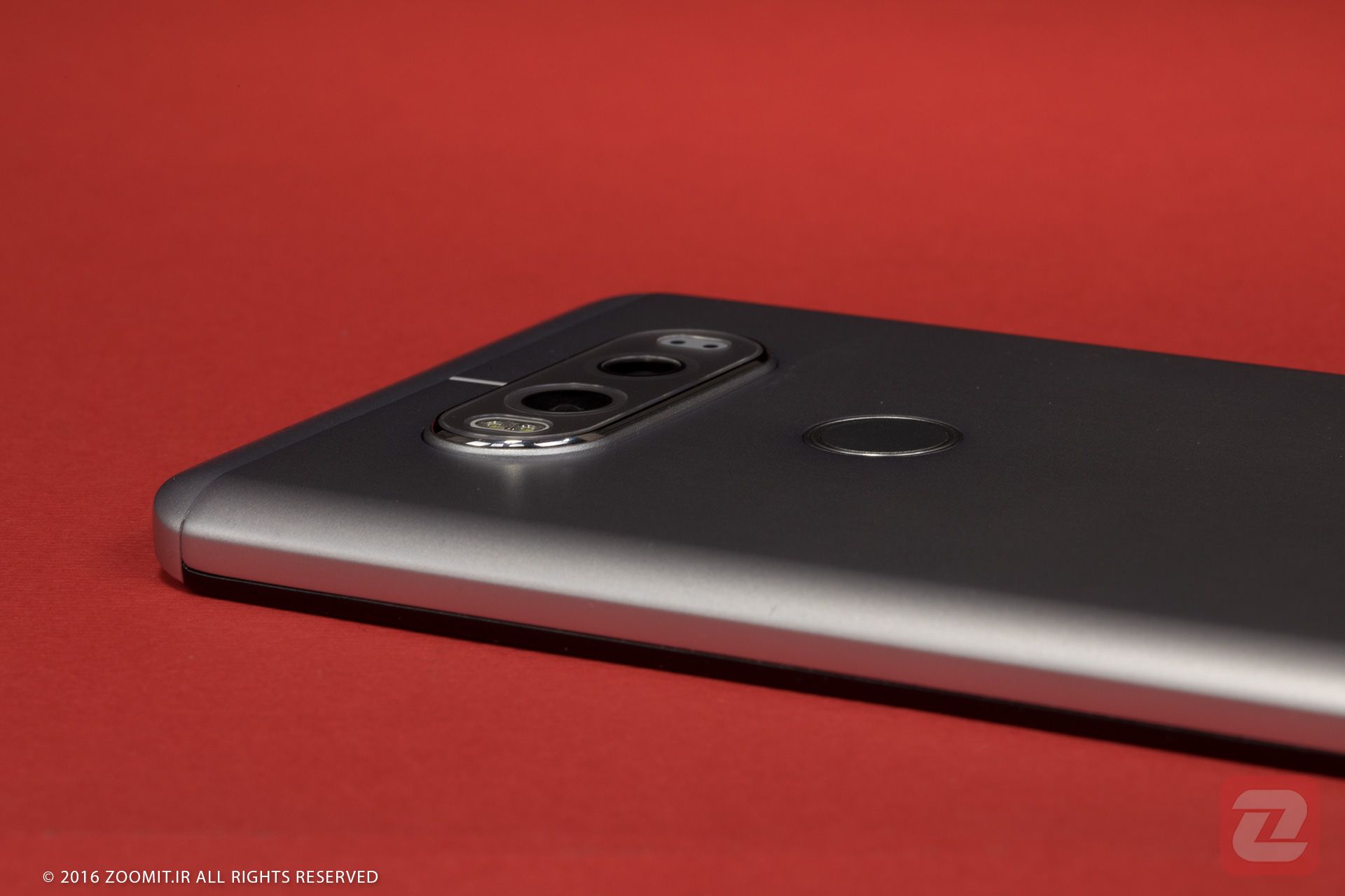 ال جی وی 20 / LG V20