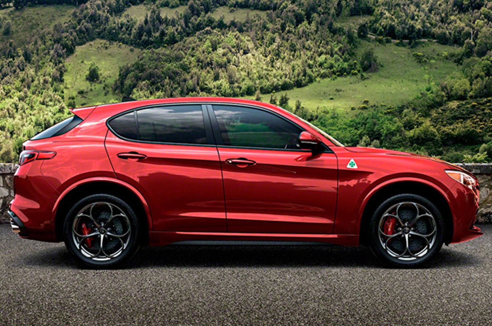 آلفارومئو استلویو / alfa romeo Stelvio