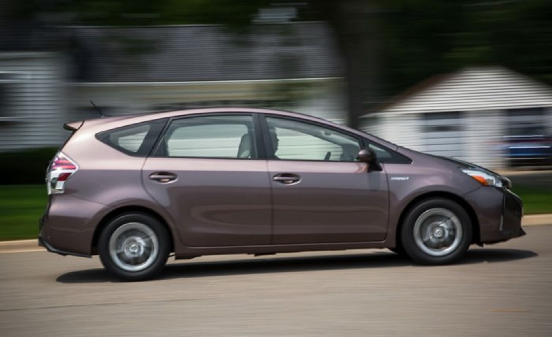 تویوتا پریوس