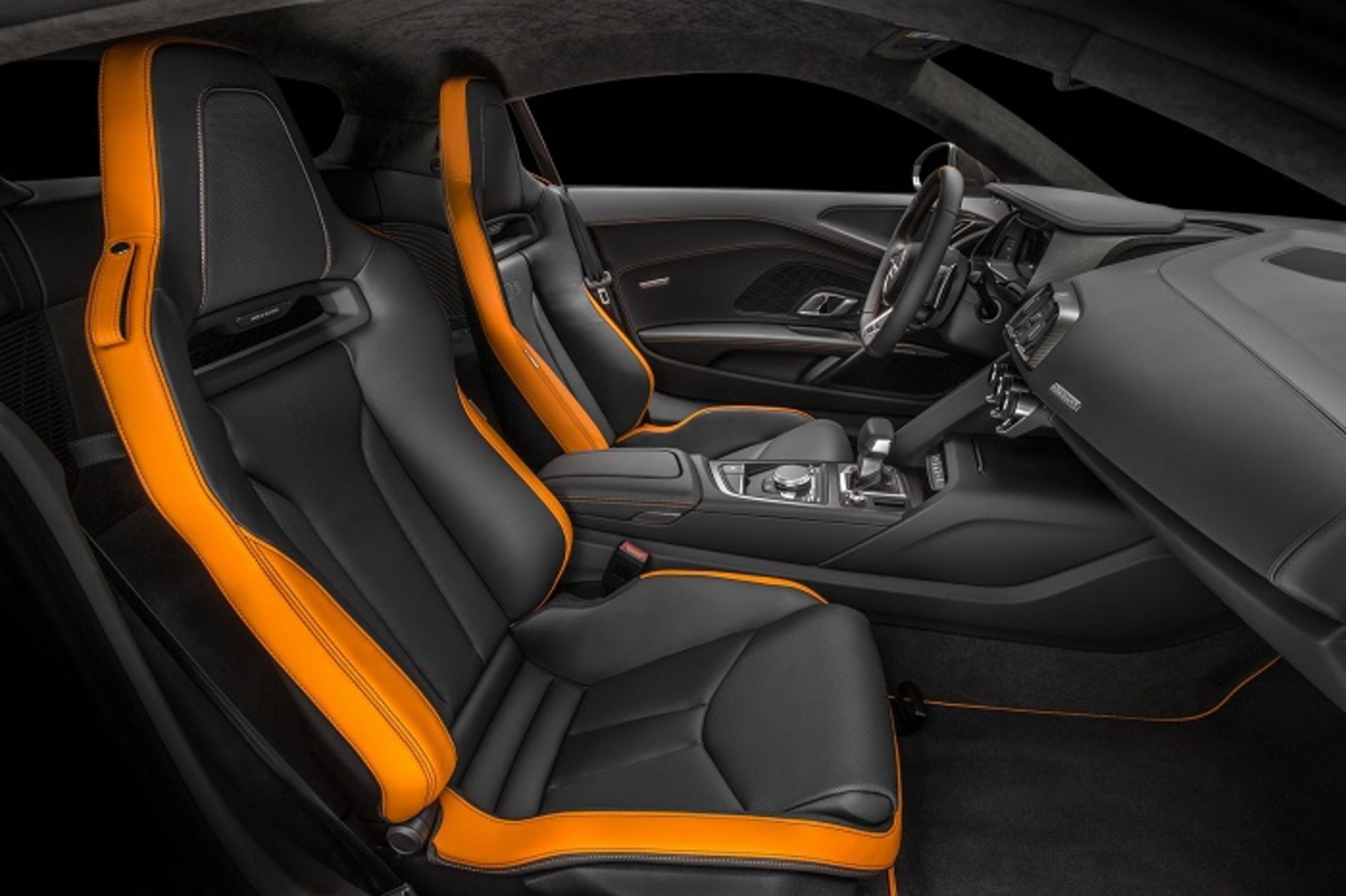 آئودی R8 V10 Plus Exclusive