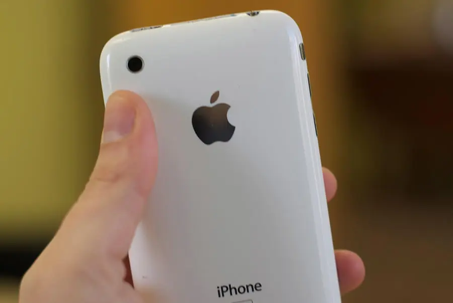 آیفون 3GS
