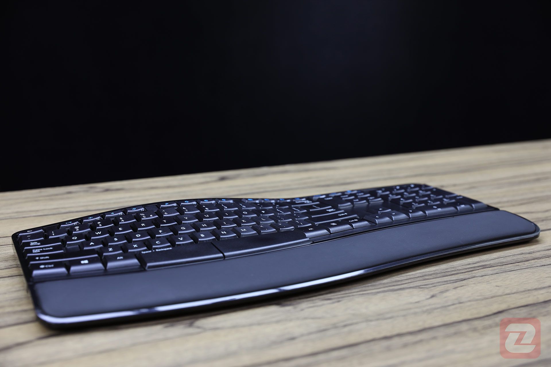 کیبورد و ماوس Sculpt Comfort مایکروسافت