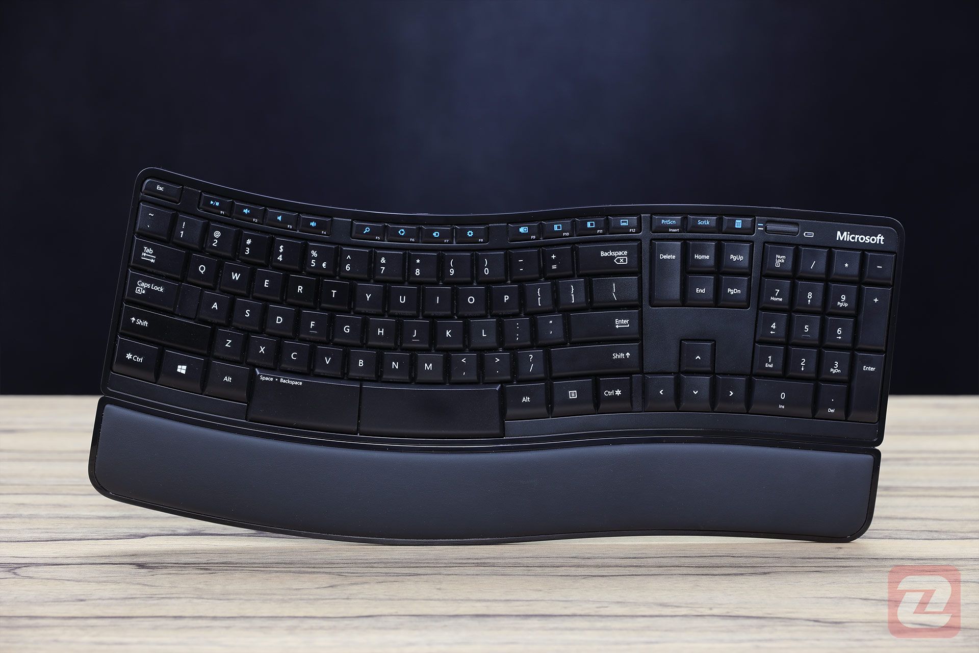 کیبورد و ماوس Sculpt Comfort مایکروسافت