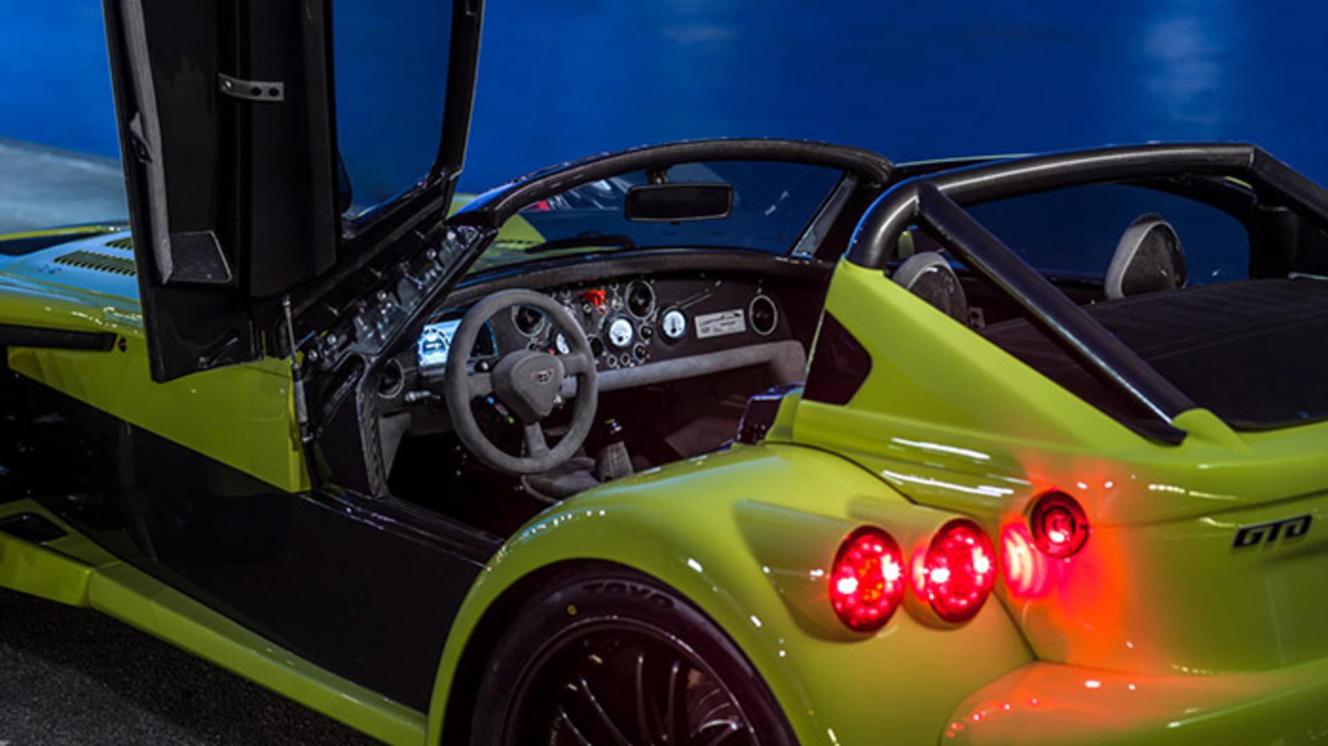 دانکروورت D8 GTO-RS