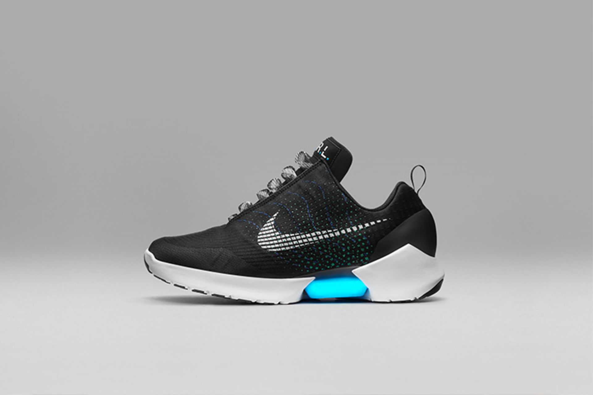 nike-hyperadapt-shoes-04