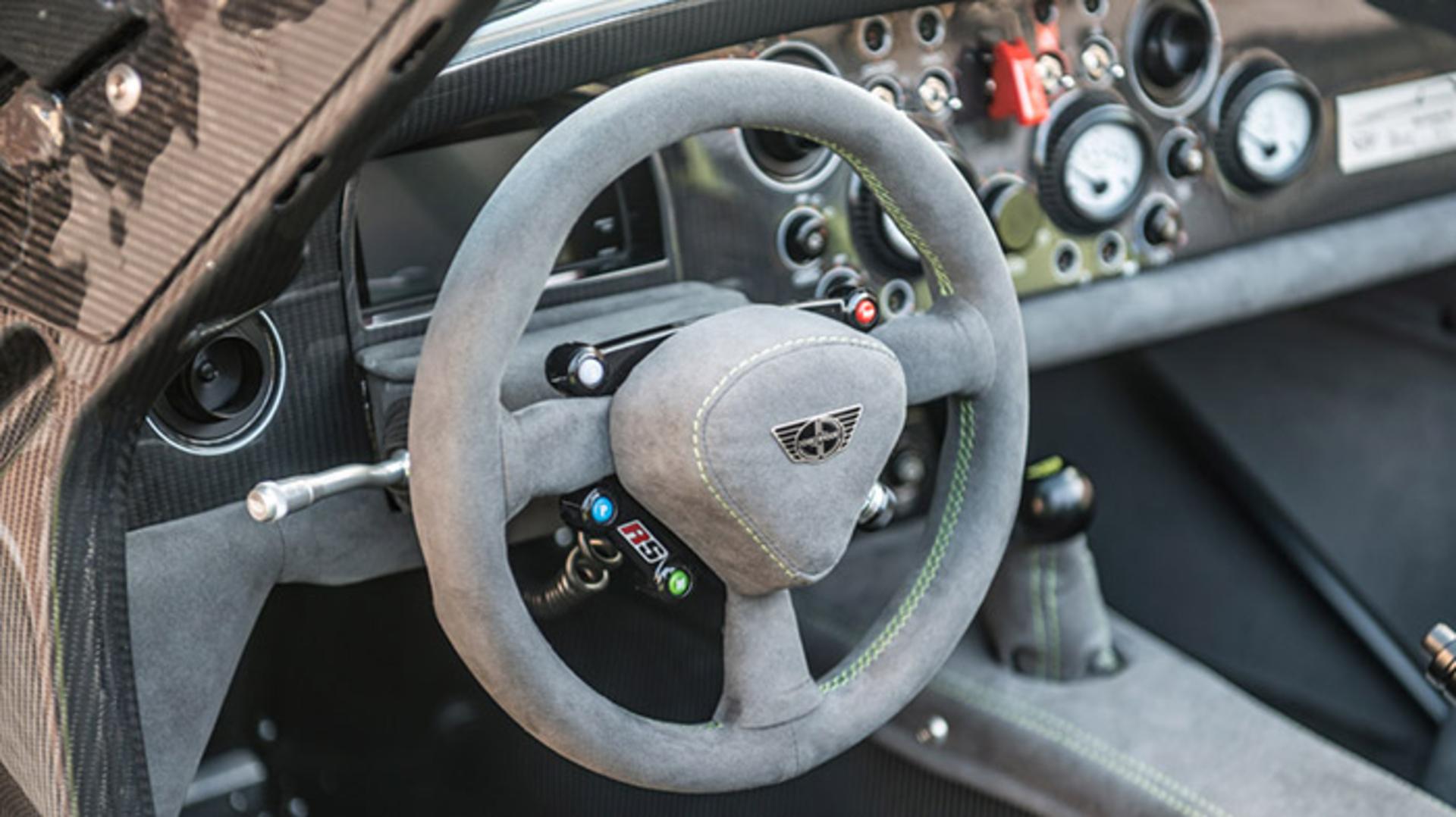 دانکروورت D8 GTO-RS