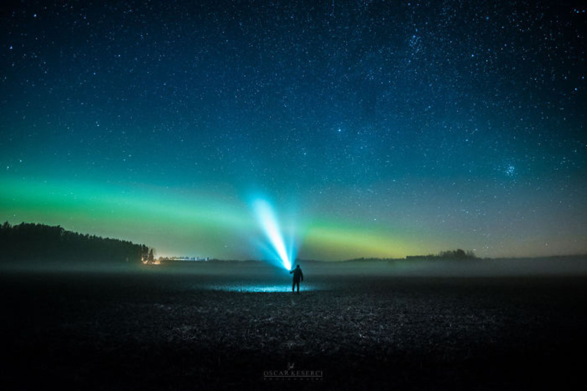 عکاسی از آسمان شب در فنلاند