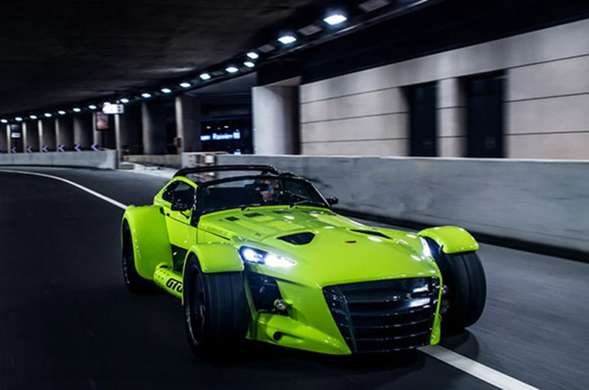 دانکروورت D8 GTO-RS