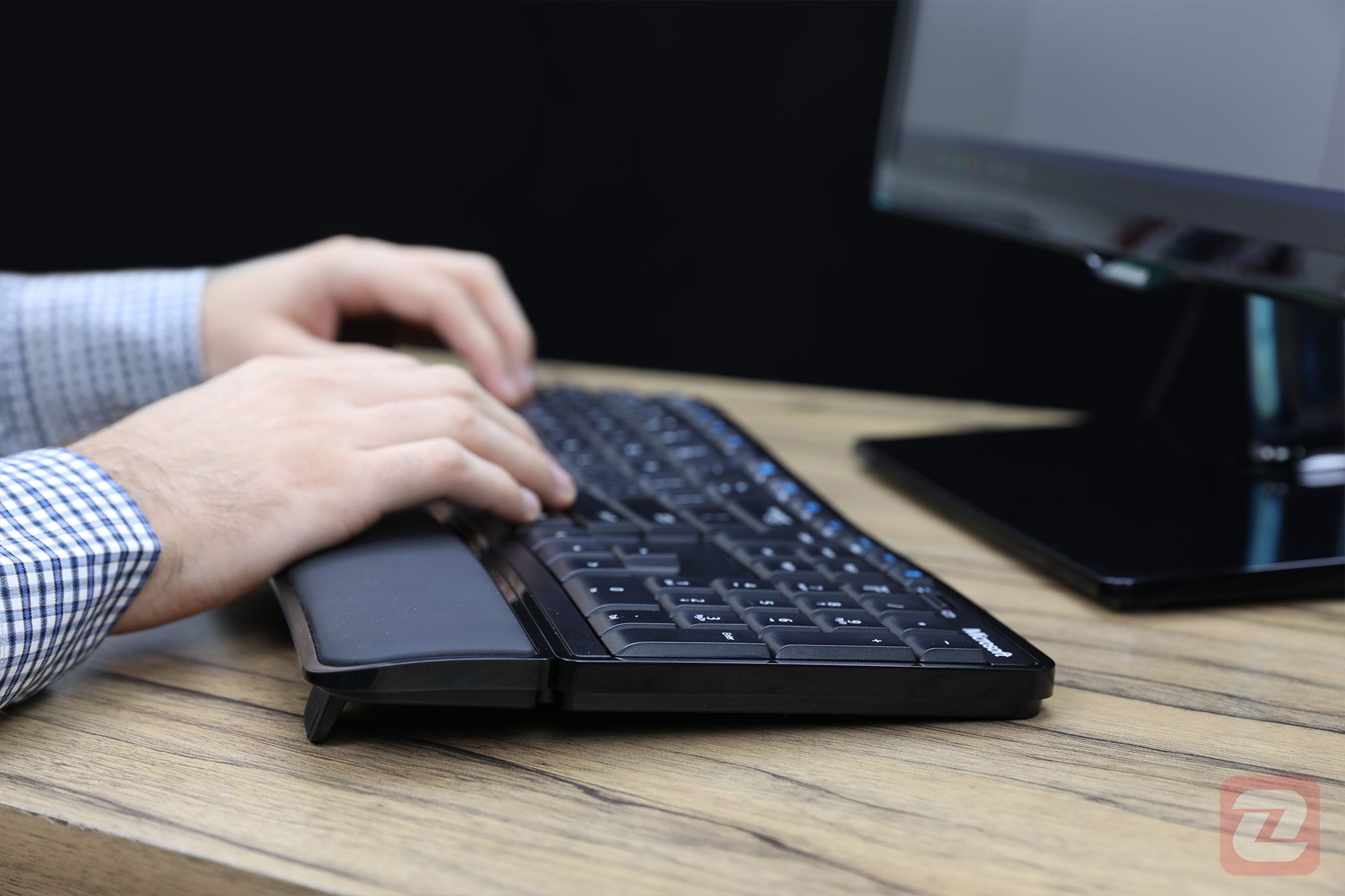 کیبورد و ماوس Sculpt Comfort مایکروسافت