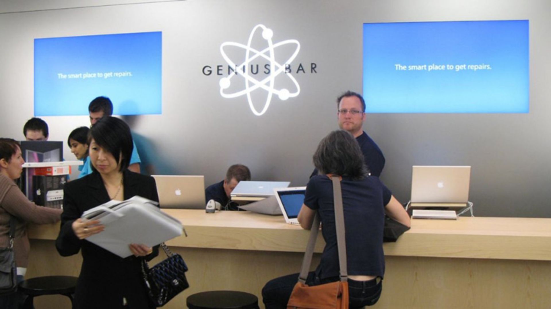 Genuis Bar اپل استور