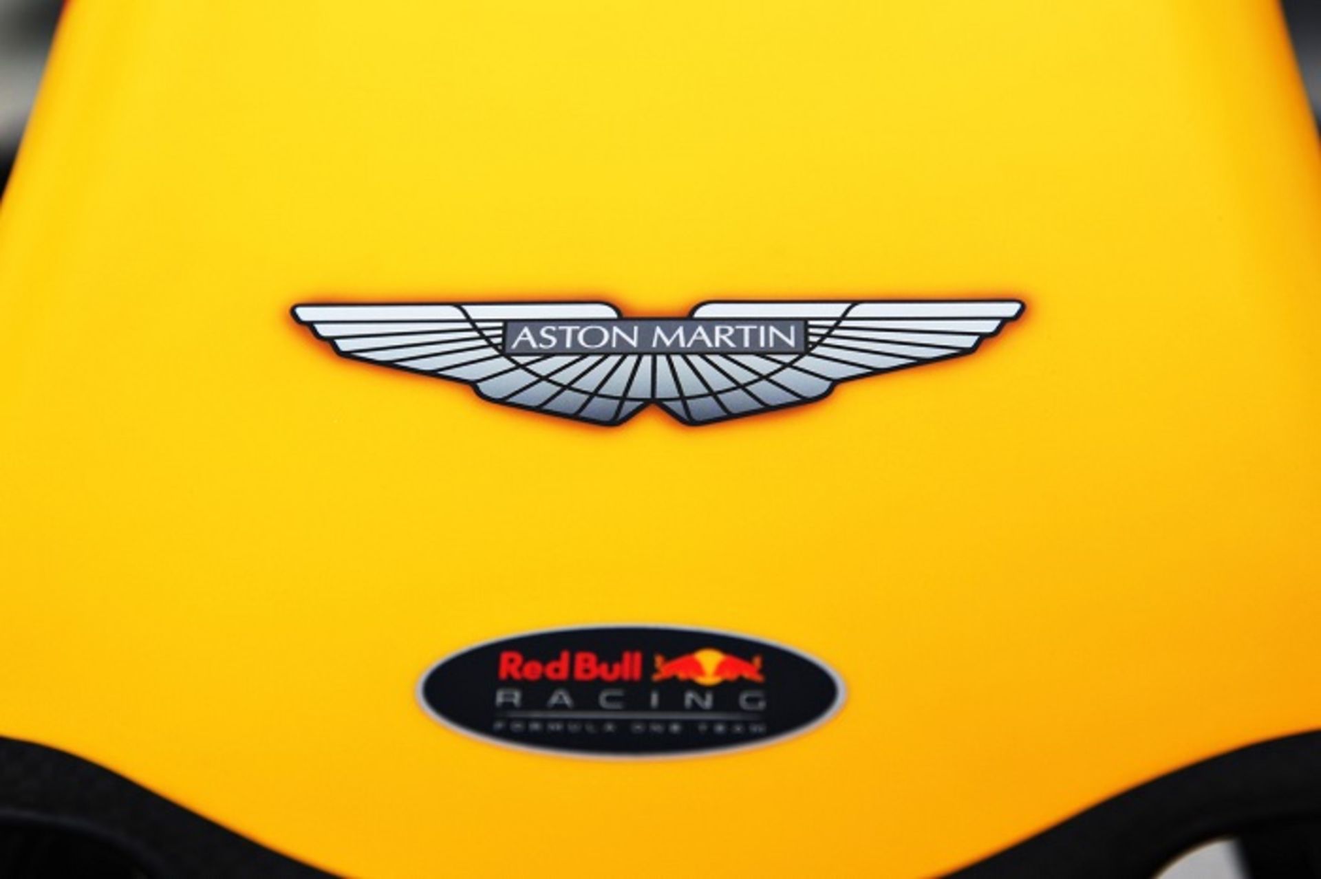 استون مارتین-ردبول AM-RB 001