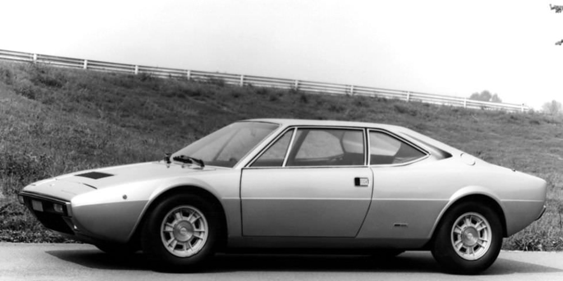 Ferrari Dino 308 GT4