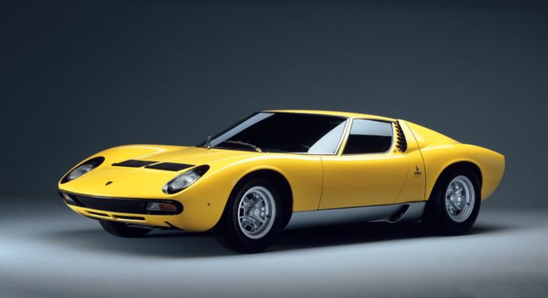 lambo-miura