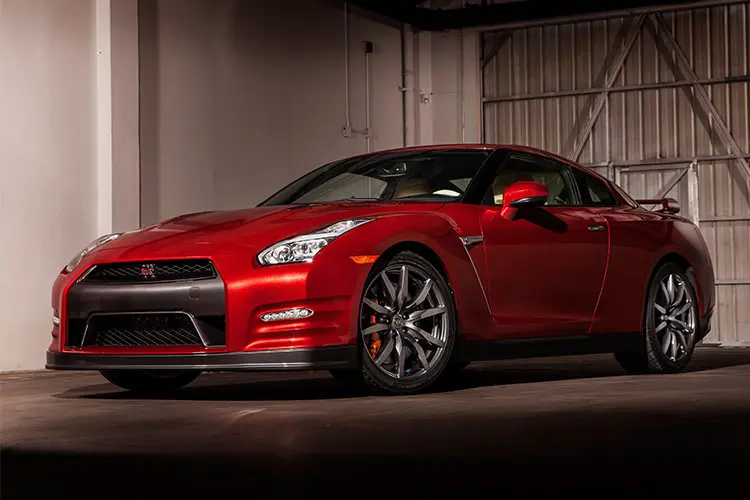 نیسان GT-R