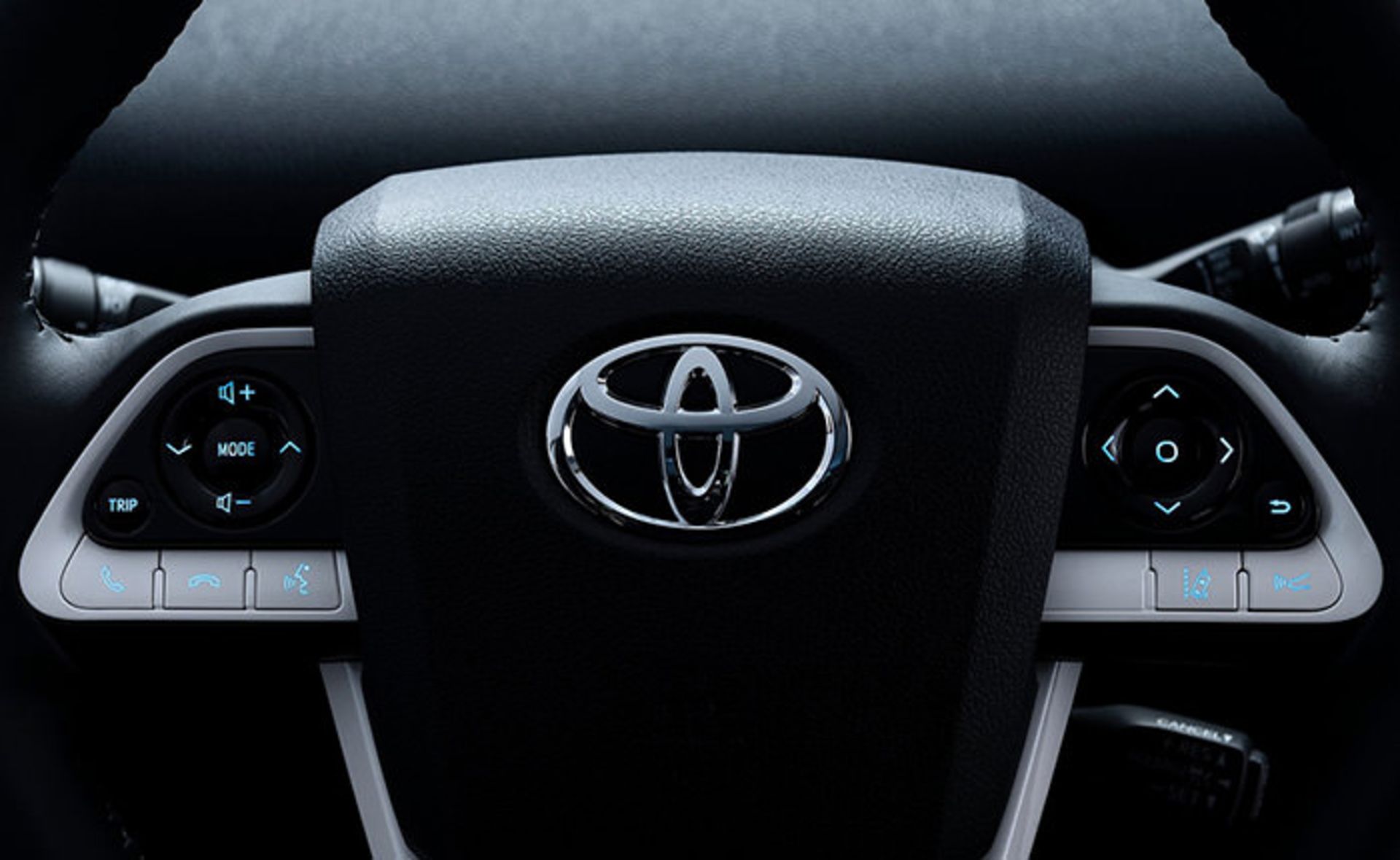 تویوتا پریوس