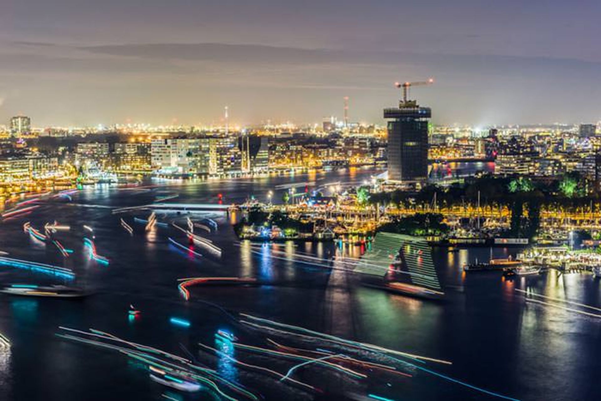 عکاسی از آمستردام در شب