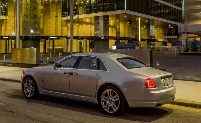 rolls roys ghost