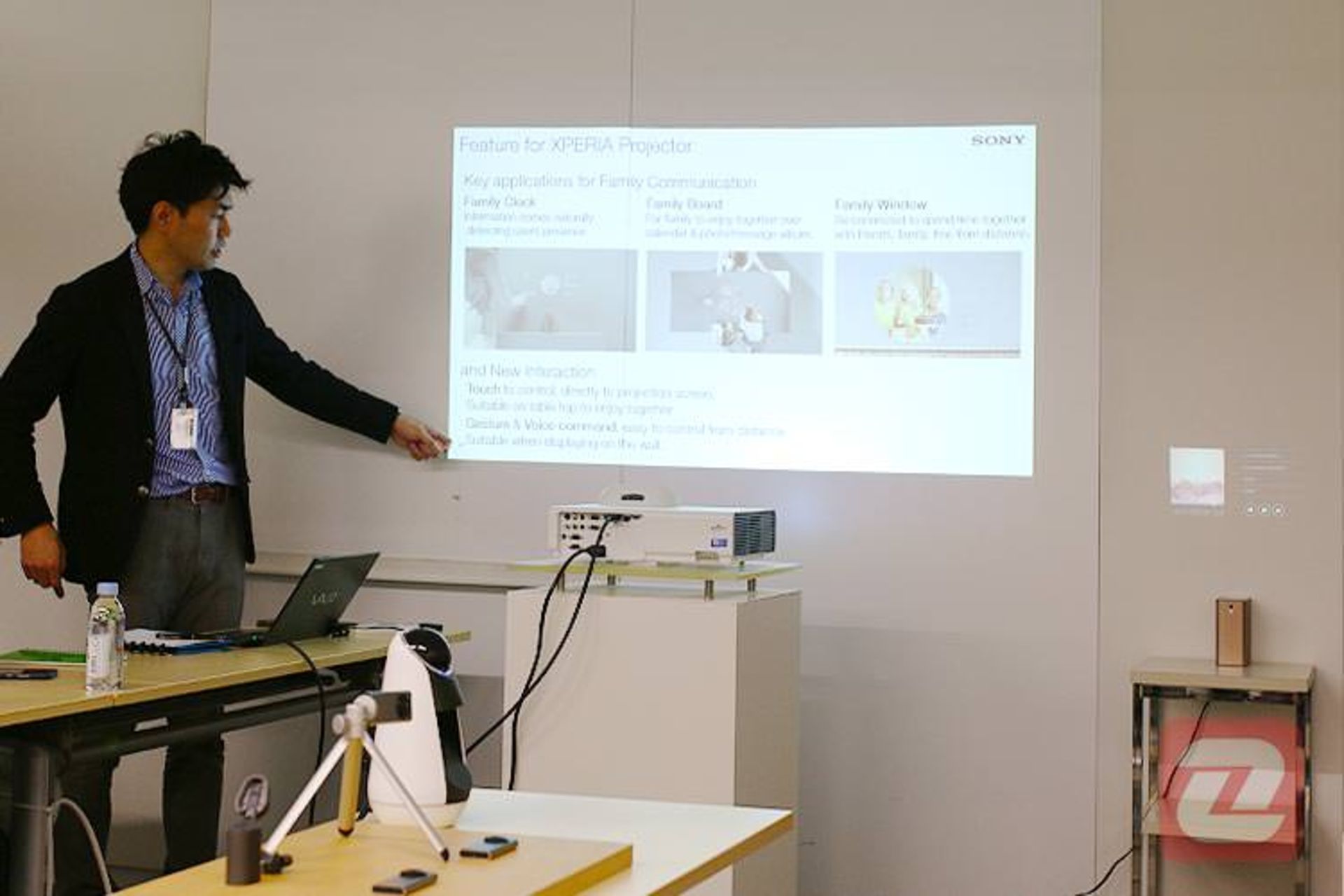 Xperia Projector