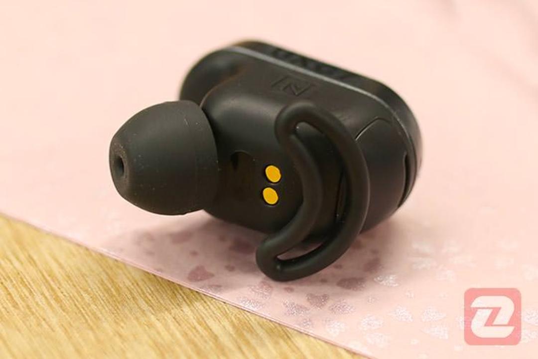 Xperia Ear