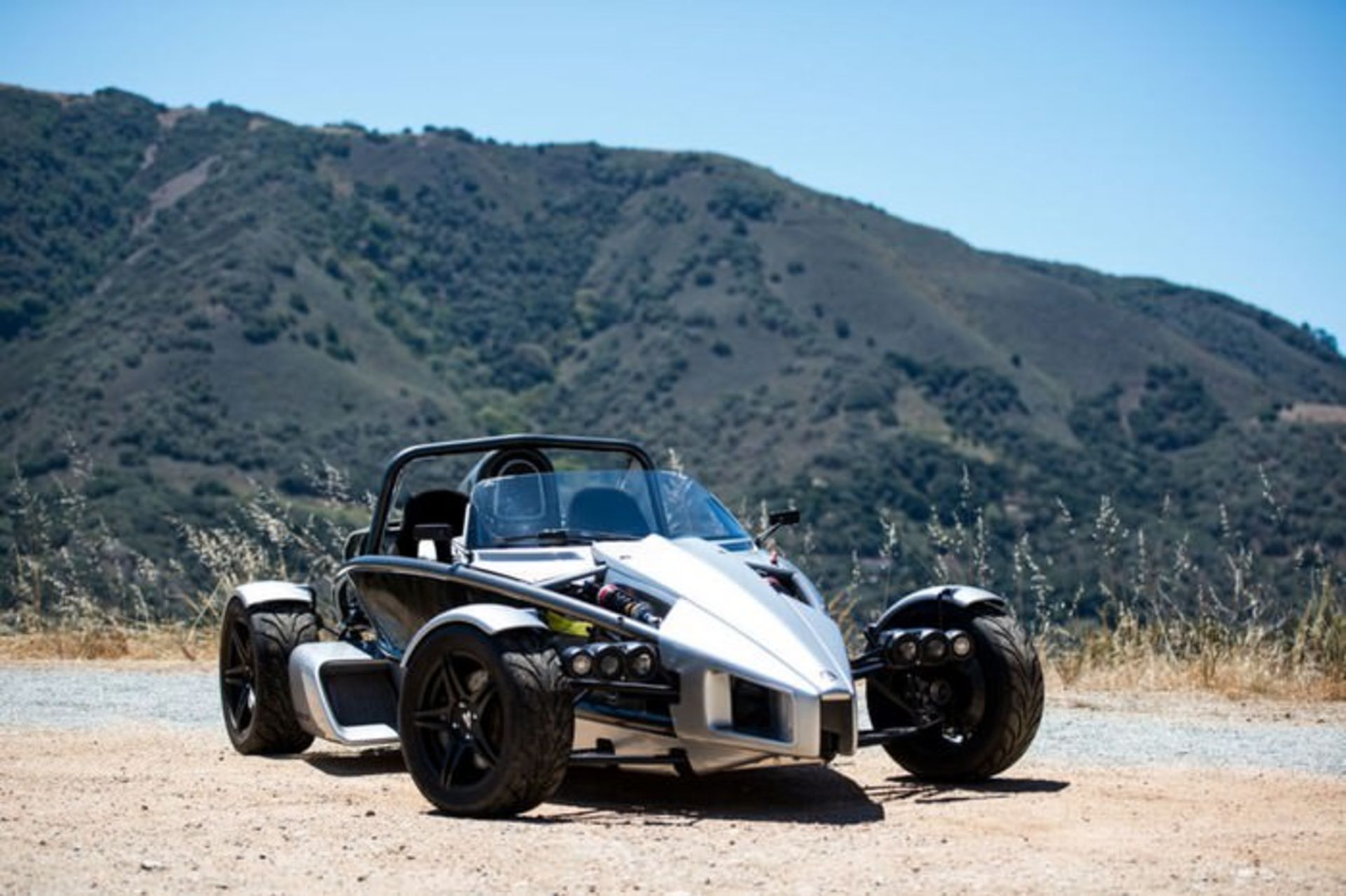 arielatom