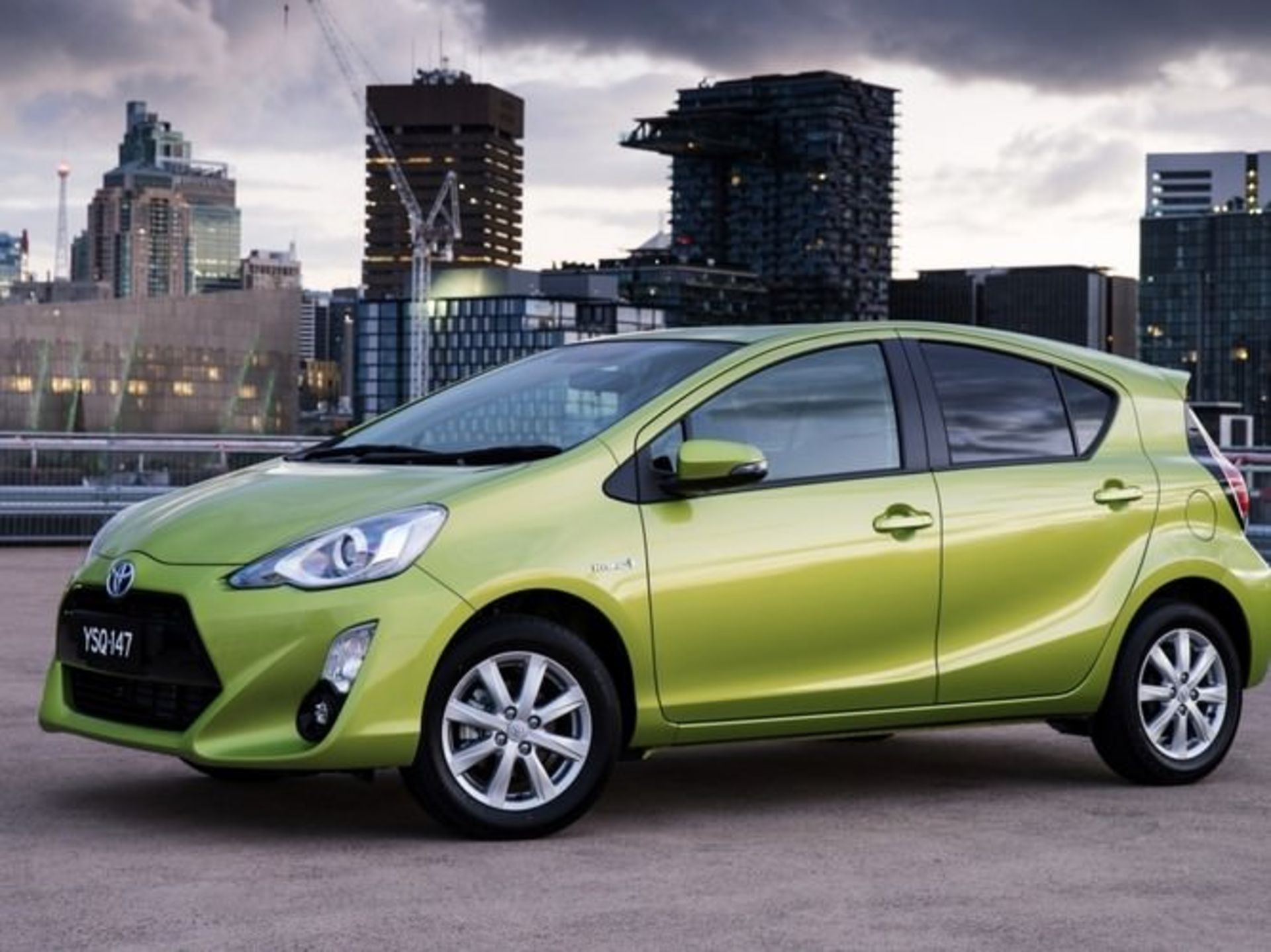toyota prius C