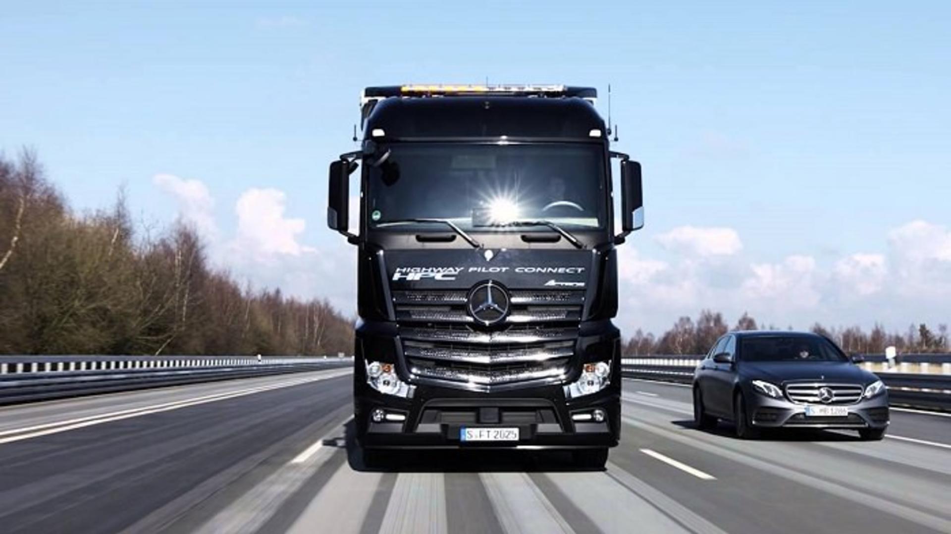 بنز Actros خودران