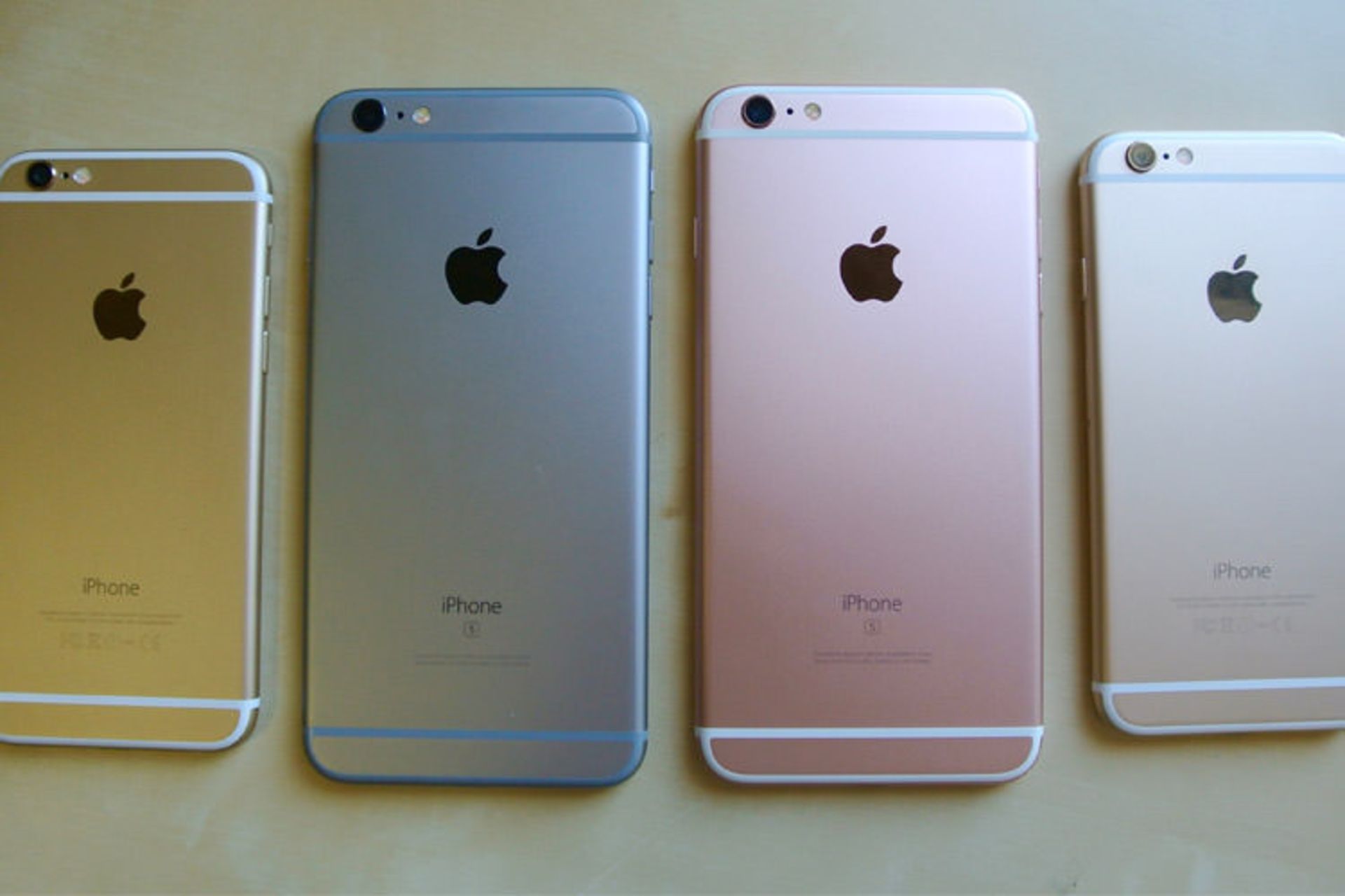 توافق اپل و سامسونگ برای تولید پنل‌های OLED